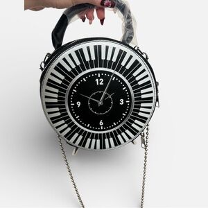 🖤 Unique Round Clock Face Handbag
